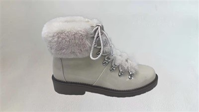 Pluszowe Koronkowe Buty