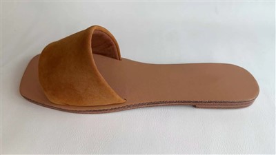 Letnie kapcie z anty-aksamitnej skóry